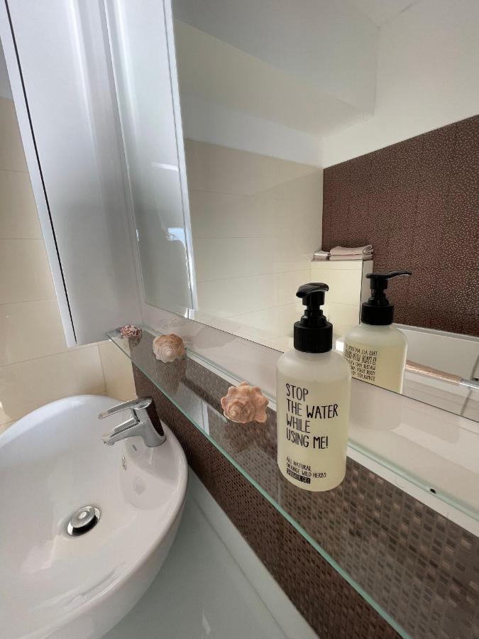 First Row To The Sea Apartment Опатия Екстериор снимка