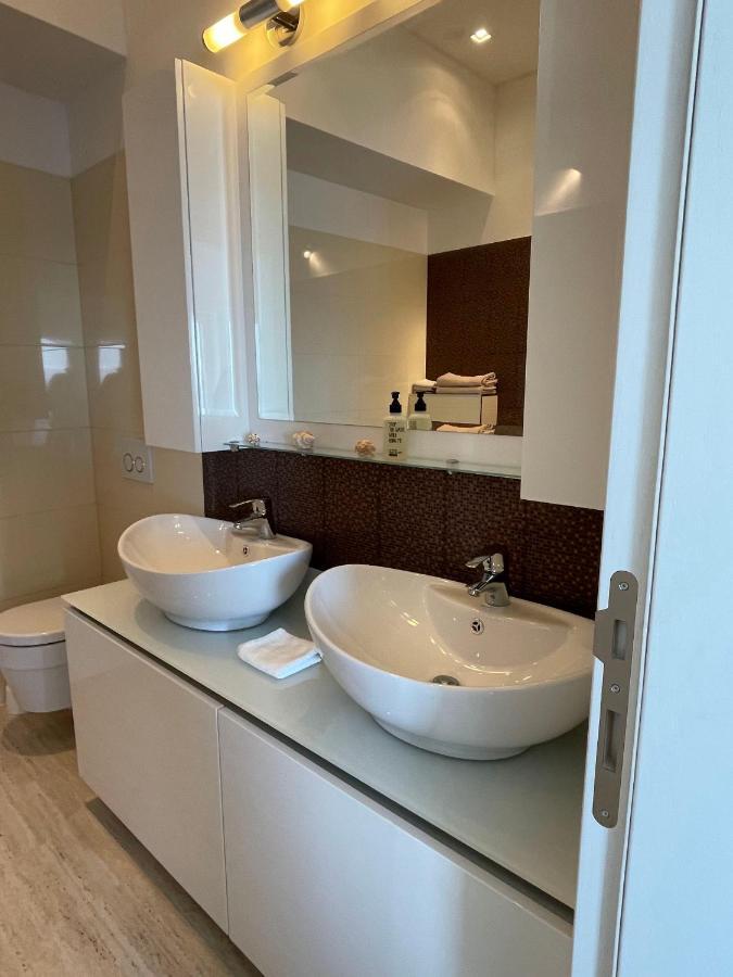 First Row To The Sea Apartment Опатия Екстериор снимка